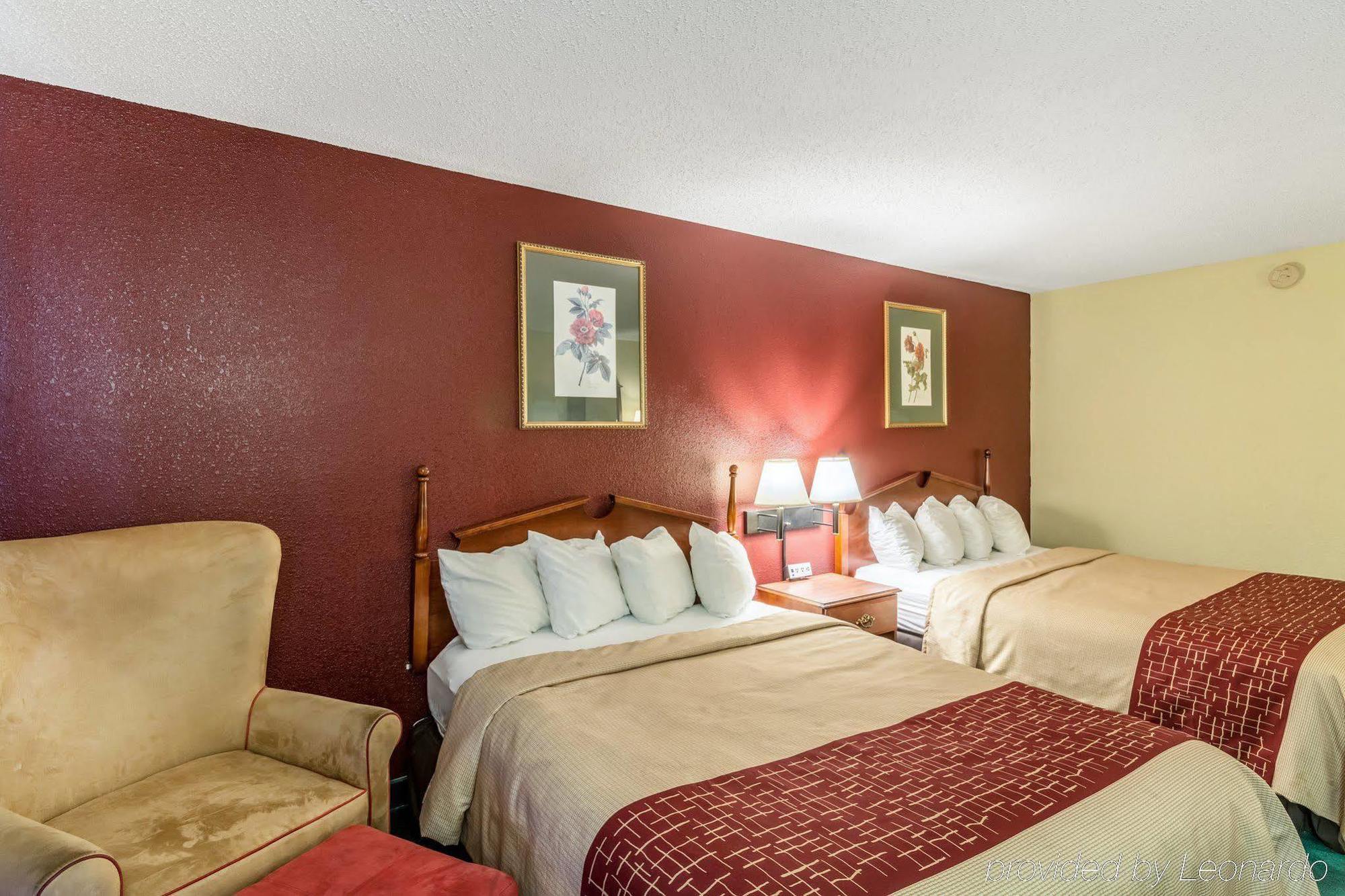 Red Roof Inn Морхед Экстерьер фото